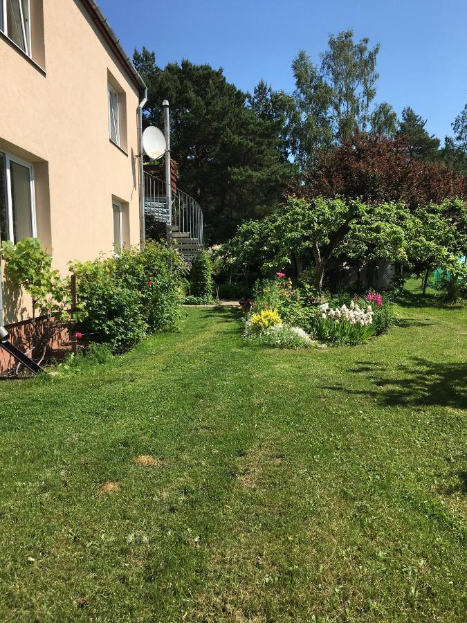 Monikas Hotell Lapmežciems Exteriör bild